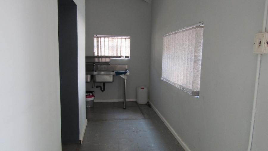 9 Bedroom Property for Sale in Humansdorp Eastern Cape